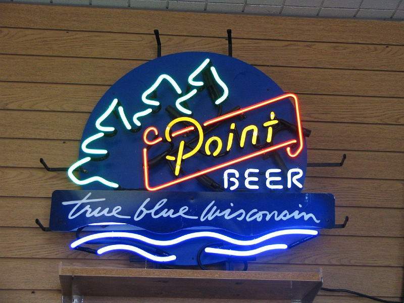 IMG_2232.jpg - Point Neon