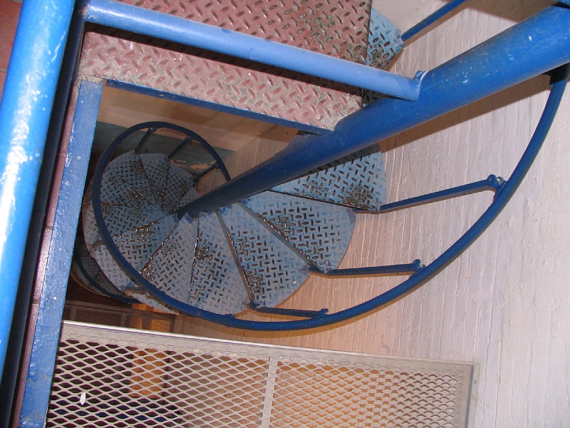 IMG_2261.jpg - Steps back down to the Lauter Tun