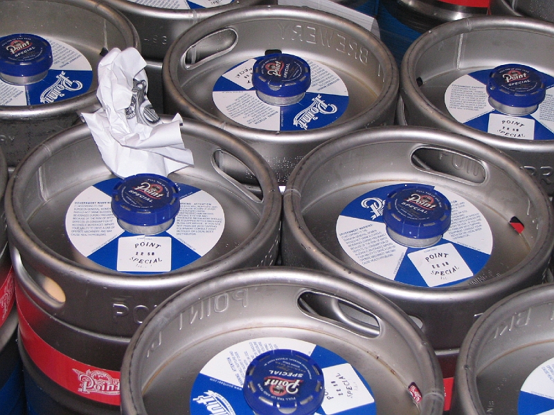 IMG_2278.jpg - Point Kegs