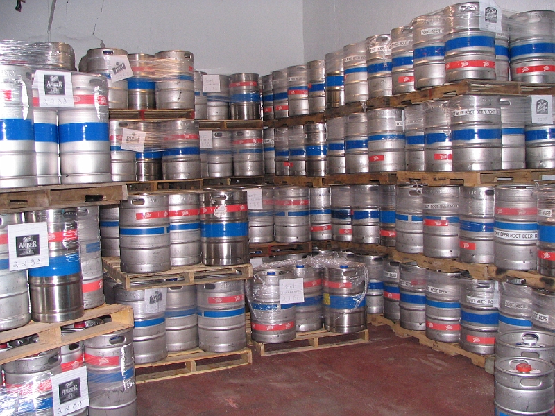 IMG_2279.jpg - More Kegs