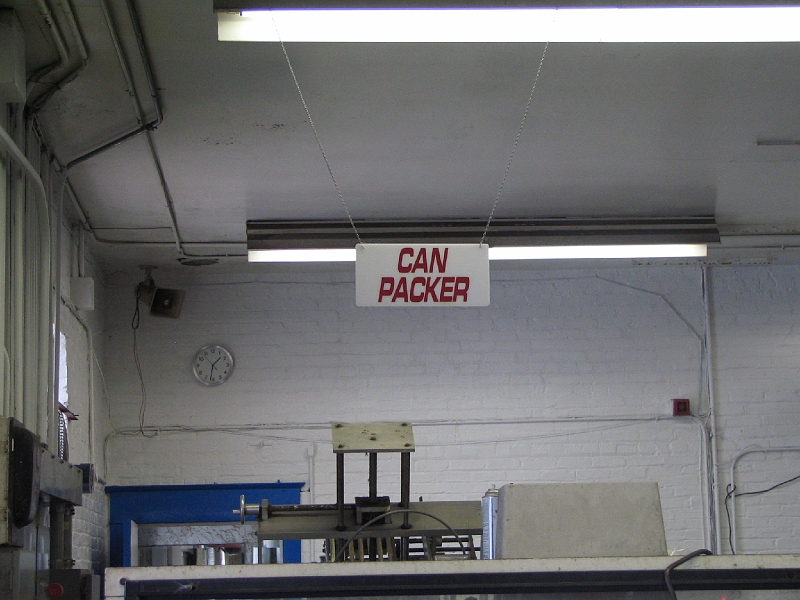 IMG_2313.jpg - Can Packer