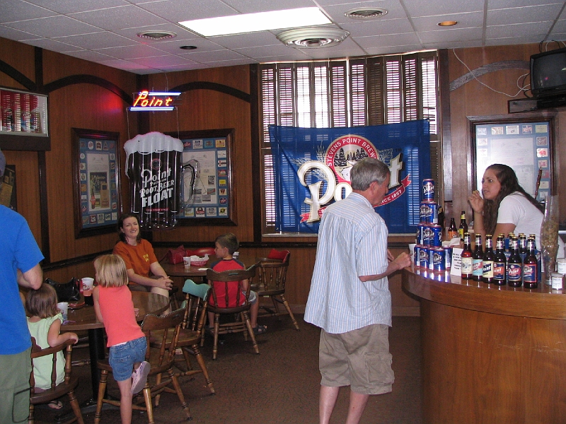 IMG_2346.jpg - Inside the tap room