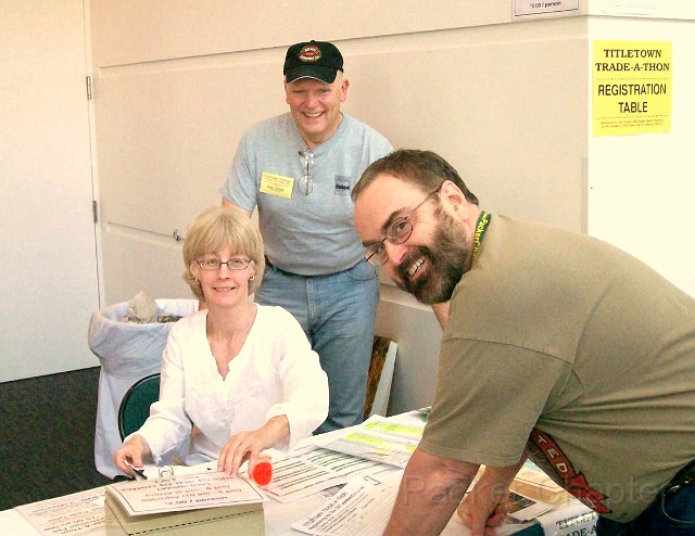 17.JPG - Mina Smits & Ken Treml get Brian Zenefski signed in