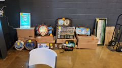  Trade Floor 